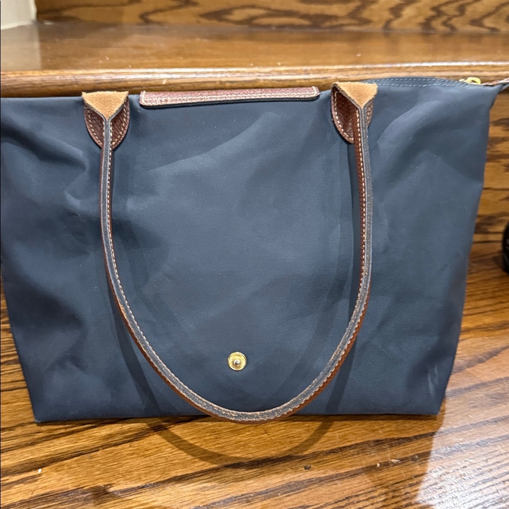 Longchamp Le Pliage Navy Tote - Picture 14 of 16